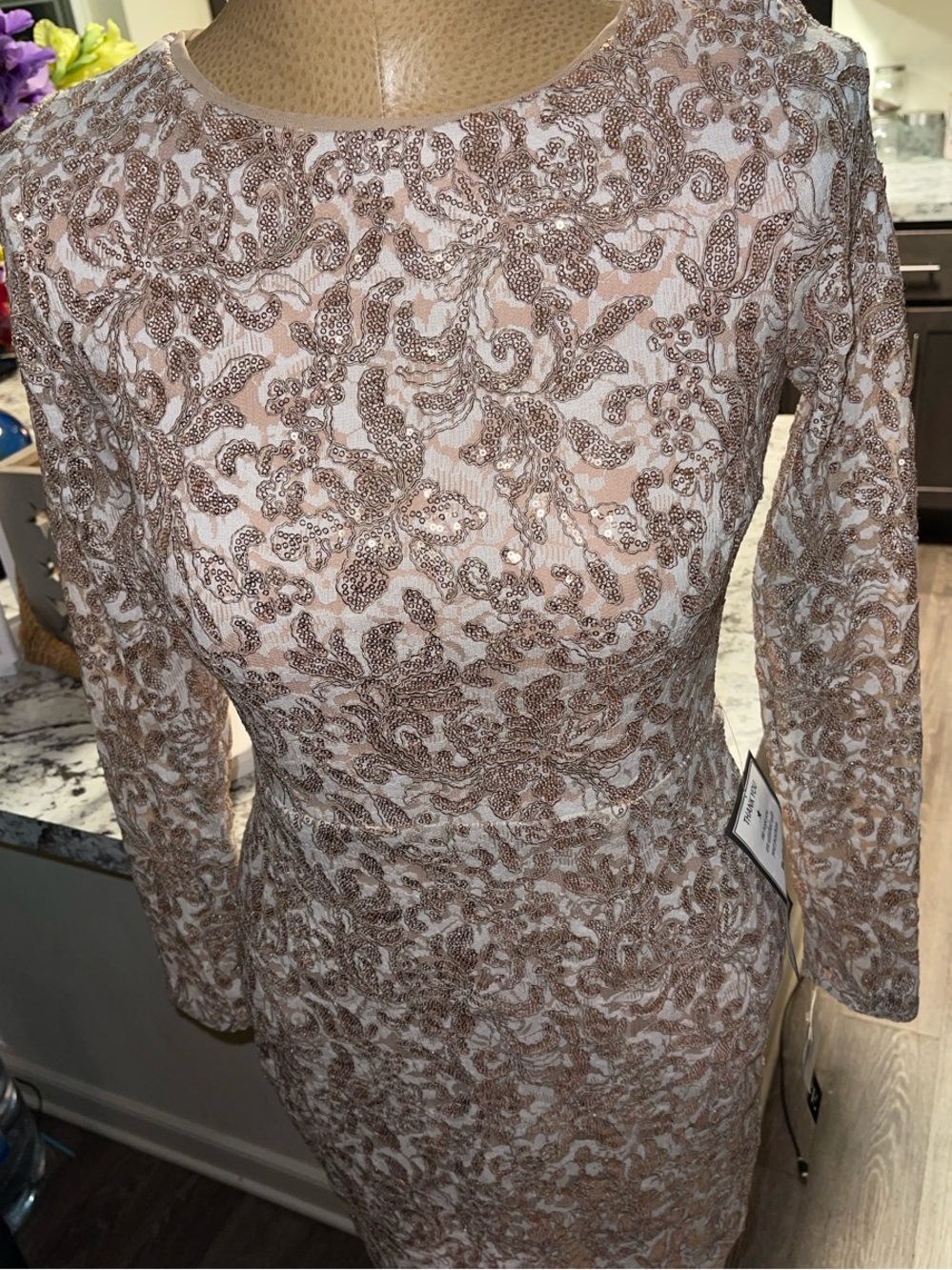 NWT Xscape Long Sleeve Sequin Lace Midi Dress Champagne Beige 6